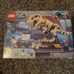 LEGO T Rex Dinosaur- never opened.